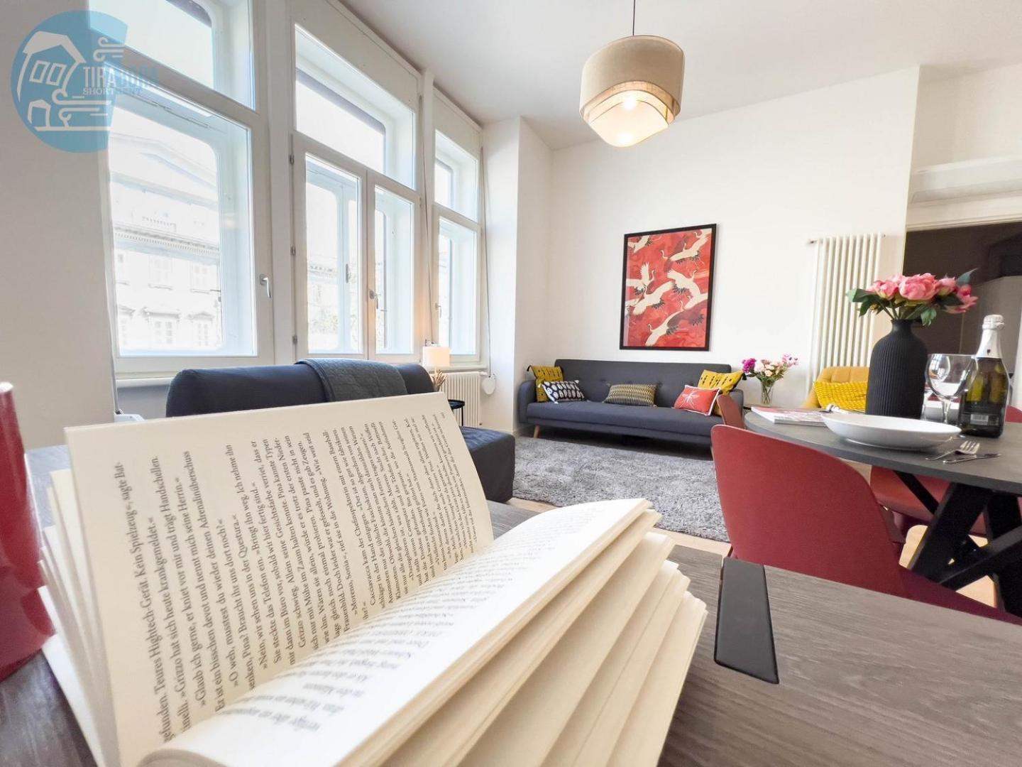 Апартаменти San Lazzaro 234 Tirabora Short Rent Трієст Екстер'єр фото